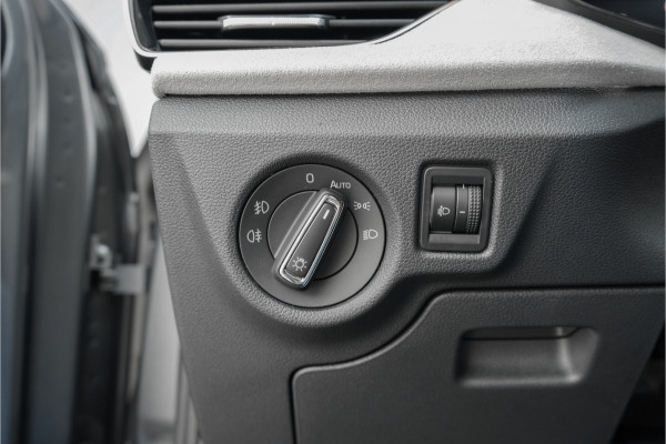 Škoda SCALA 1.0 TSI Business Edition Facelift Navi ACC Stoelverw 1e Eig Ori NL