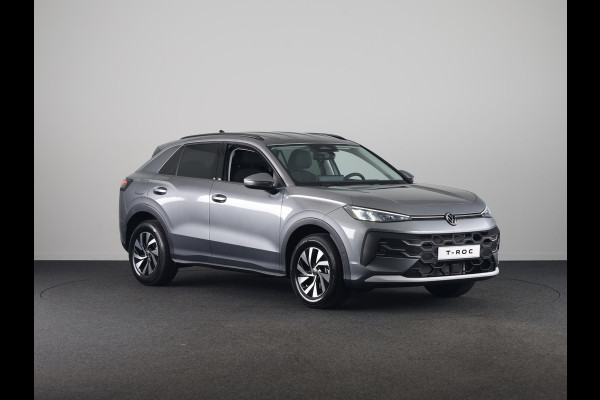 Volkswagen T-Roc Limited Edition 1.5 eTSI 85 kW / 116 PK SUV 7 vers / Getinte ramen / Carplay / 16 Inch