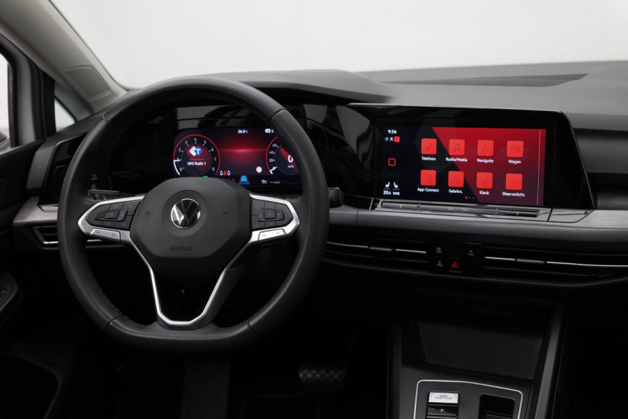 Volkswagen Golf 1.5 eTSI Style |Panoramadak|Massage|Carplay|