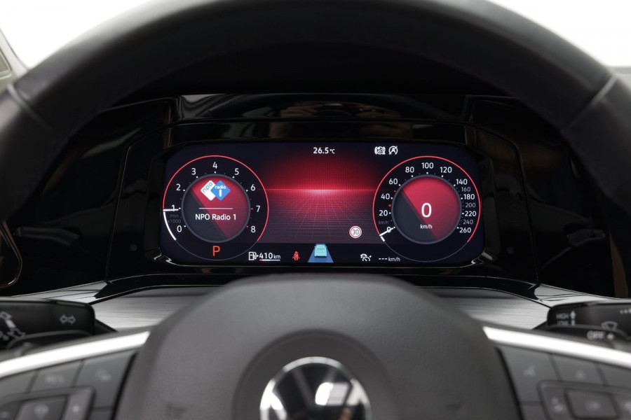 Volkswagen Golf 1.5 eTSI Style |Panoramadak|Massage|Carplay|