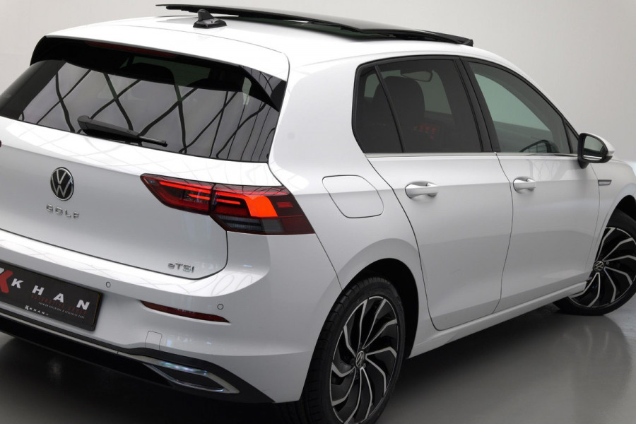 Volkswagen Golf 1.5 eTSI Style |Panoramadak|Massage|Carplay|