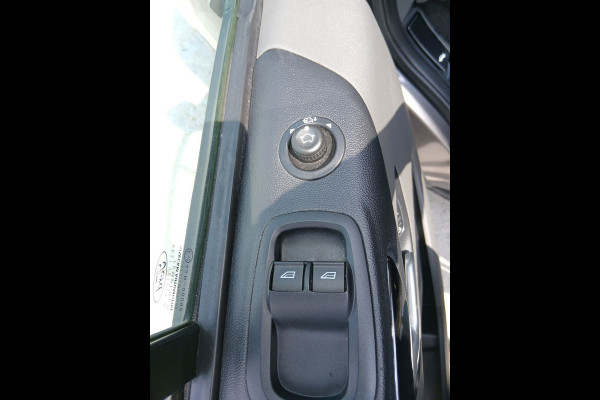 Ford Transit Custom 340 2.0 TDCI L2H1 Limited dubbel cabine