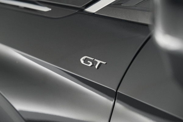 Peugeot 3008 PureTech 130 EAT8 GT | Dodehoekdetectie | Adaptieve Cruise Control | Navigatie