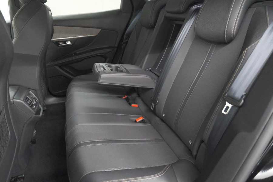 Peugeot 3008 PureTech 130 EAT8 GT | Dodehoekdetectie | Adaptieve Cruise Control | Navigatie