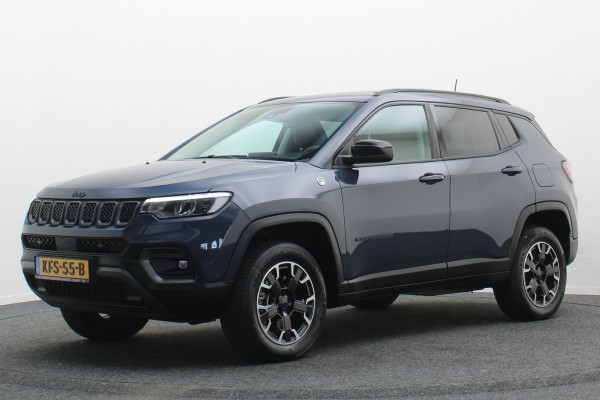 Jeep Compass 4xe 240 Plug-in Hybrid Electric Trailhawk Panoramadak, Leder/Stof, ACC, Camera, Apple Carplay, Virtual Cockpit, 17''