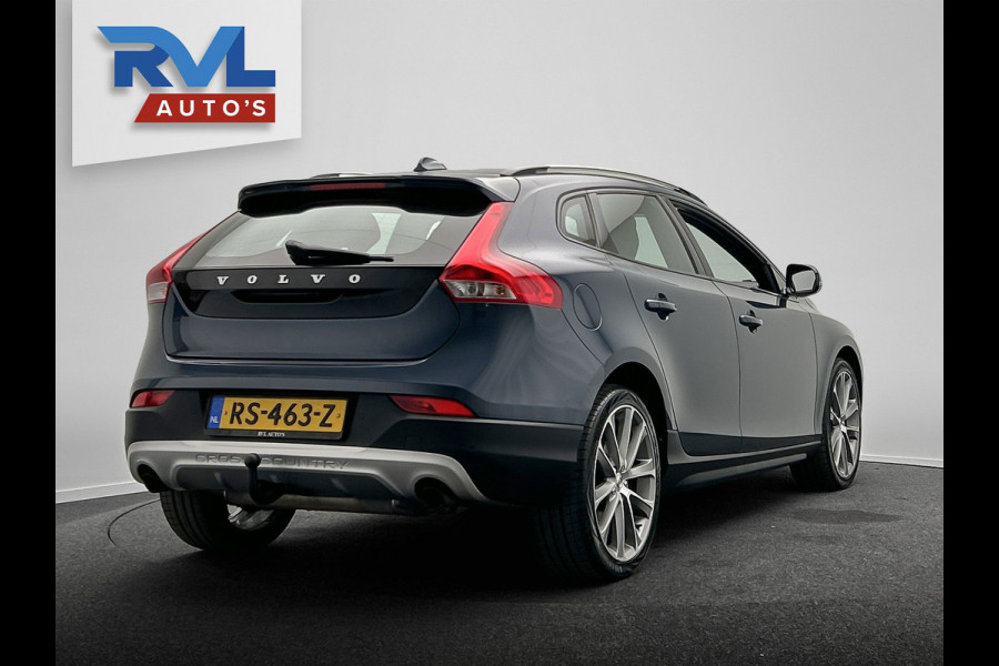 Volvo V40 Cross Country 1.5 T3 Nordic+ | Origineel NL | Dealer Onderhouden | Memory | Stoel Verwarming | Trekhaak | Panoramadak |