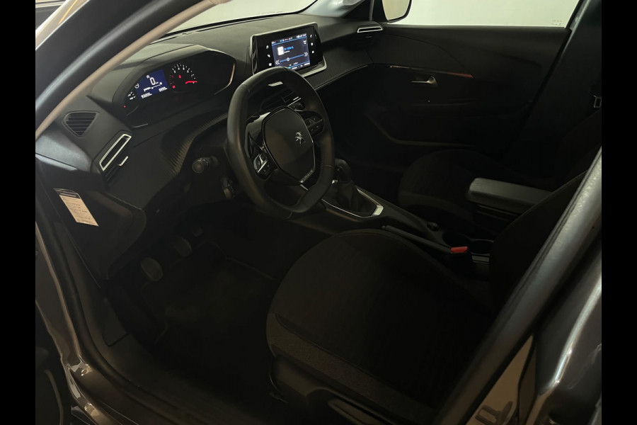 Peugeot 208 1.2 PureTech Active Pack AIRCO NAVI CRUISE ELEK RAMEN CENT VERG VELGEN SCHERM 5 DEUREN ZEER NETTE AUTO