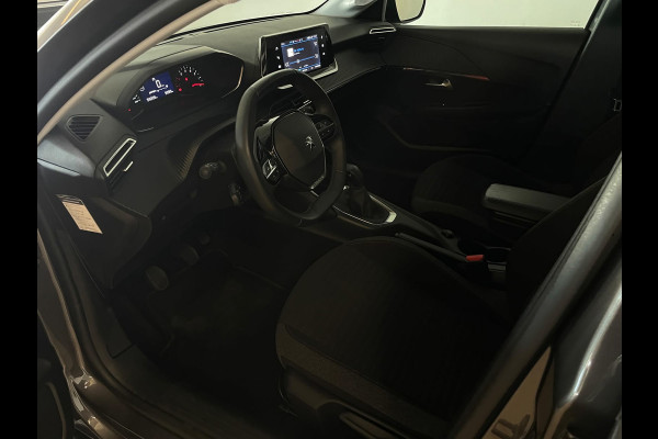 Peugeot 208 1.2 PureTech Active Pack AIRCO NAVI CRUISE ELEK RAMEN CENT VERG VELGEN SCHERM 5 DEUREN ZEER NETTE AUTO