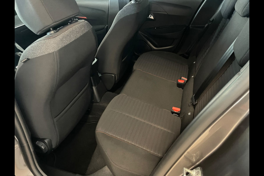 Peugeot 208 1.2 PureTech Active Pack AIRCO NAVI CRUISE ELEK RAMEN CENT VERG VELGEN SCHERM 5 DEUREN ZEER NETTE AUTO
