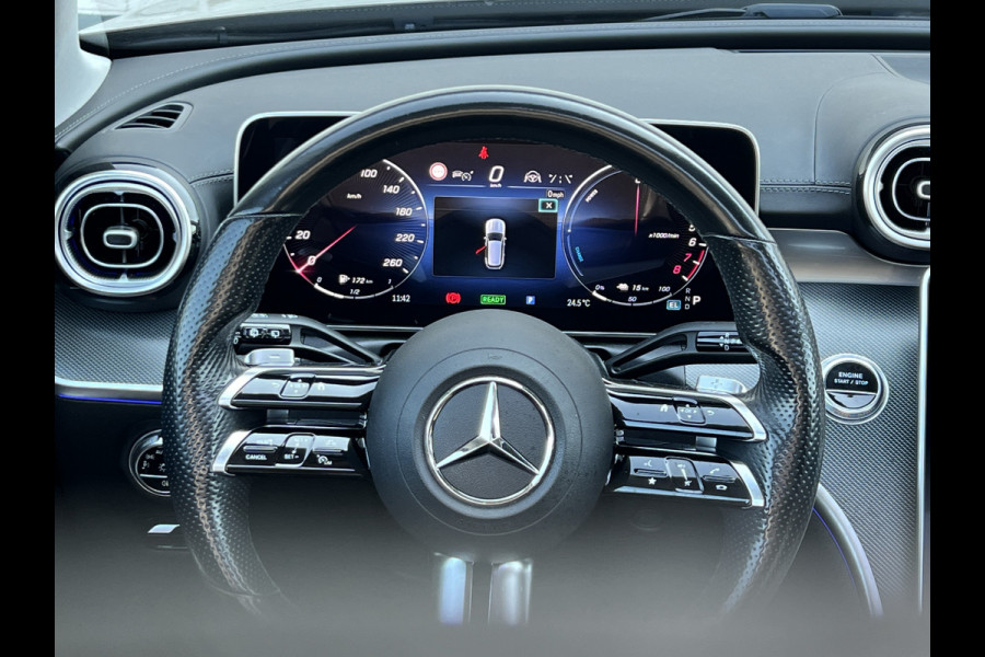 Mercedes-Benz C-Klasse Estate 300 e AMG Line | Pano | Trekhaak | Sfeerverlichting | Camera | LED