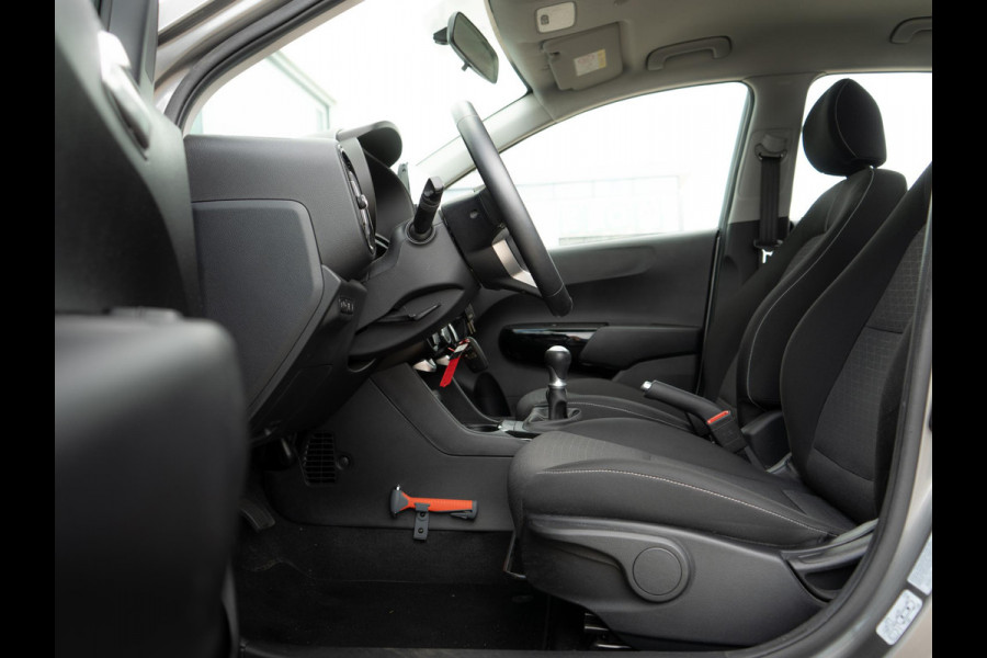 Kia Picanto 1.0 DPi DynamicLine | Trekhaak | CarPlay | Airco |