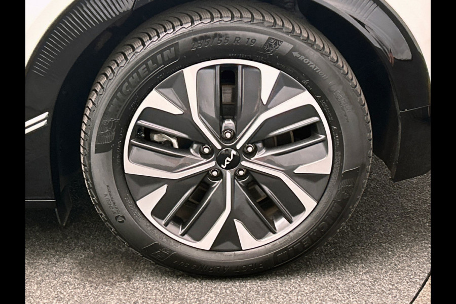 Kia Ev6 Plus 77.4 kWh SOH 100% | Origineel NL | 1e Eigenaar | Dealer ondr. | Memory | Adaptieve Cruise | Stoel/Stuur Verwarming |