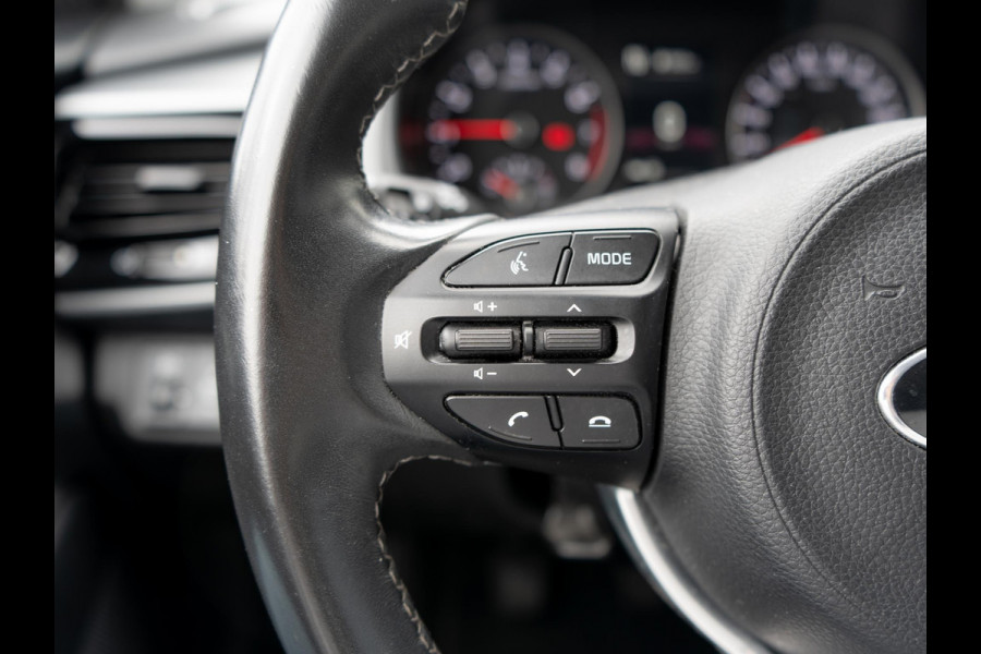 Kia Stonic 1.0 T-GDi MHEV DynamicLine | Navi | Achteruitrijcamera | Clima | CarPlay |