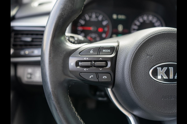 Kia Stonic 1.0 T-GDi MHEV DynamicLine | Navigatie | Achteruitrijcamera | Trekhaak |