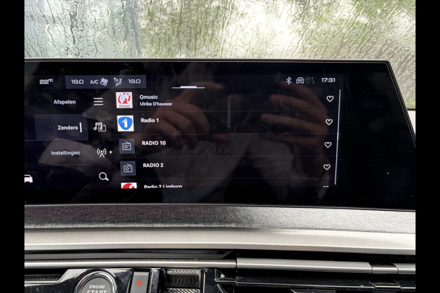 Peugeot 5008 1.2 Hybrid 145 GT 7p ADAPTIVE CRUISE | 360° CAMERA | STOEL- & STUURVERWARMING | MEMORY SEAT MET MASSAGE | DODEHOEKDETECTIE | DRIVE ASSIST | FABRIEKSGARANTIE T/M 07-2027