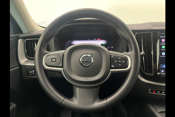 Volvo XC60 2.0 T6 Plug-in hybrid AWD Core Bright Panoramadak Airco ECC PDC VA+Camera Full LED Elektrische achterklep Cruise Control Winter Pack