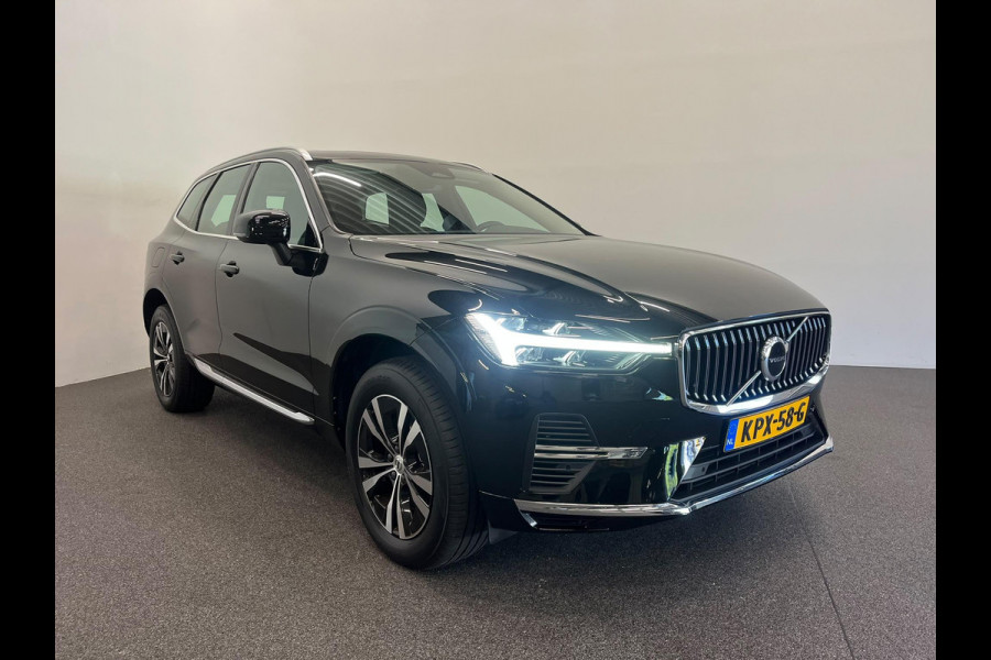 Volvo XC60 2.0 T6 Plug-in hybrid AWD Core Bright Panoramadak Airco ECC PDC VA+Camera Full LED Elektrische achterklep Cruise Control Winter Pack