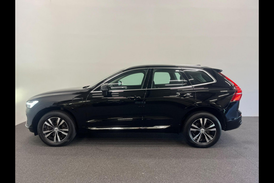 Volvo XC60 2.0 T6 Plug-in hybrid AWD Core Bright Panoramadak Airco ECC PDC VA+Camera Full LED Elektrische achterklep Cruise Control Winter Pack