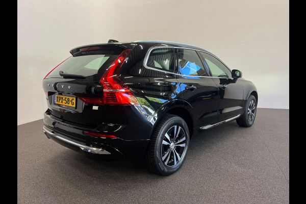Volvo XC60 2.0 T6 Plug-in hybrid AWD Core Bright Panoramadak Airco ECC PDC VA+Camera Full LED Elektrische achterklep Cruise Control Winter Pack