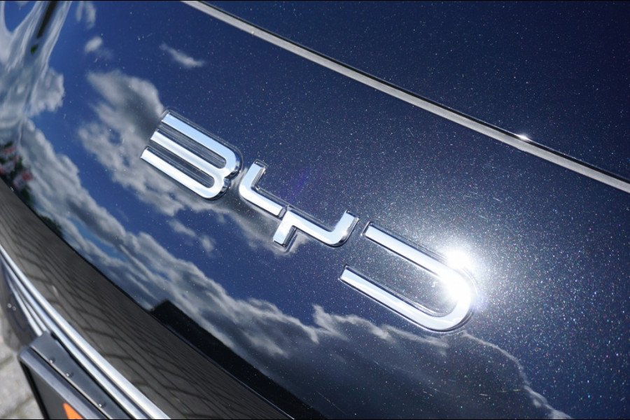 BYD SEAL U 1.5 DM-i FWD Boost 218 PK | SUPER LUXE | 6JR GARANTIE | NIEUW!