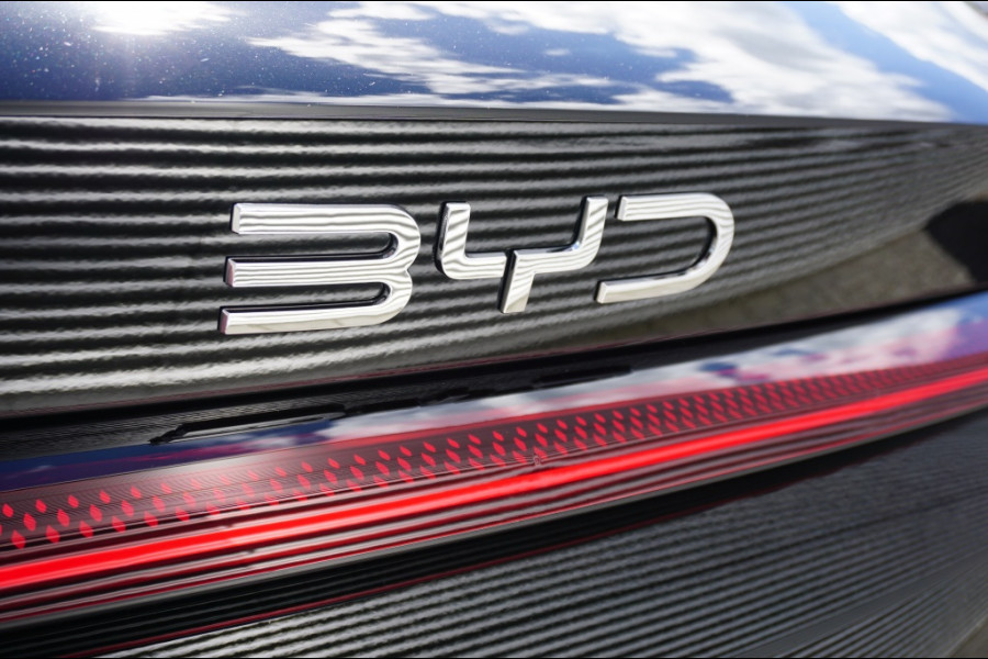 BYD SEAL U 1.5 DM-i FWD Boost 218 PK | LEDER | PANO DAK | 6JR GARANTIE
