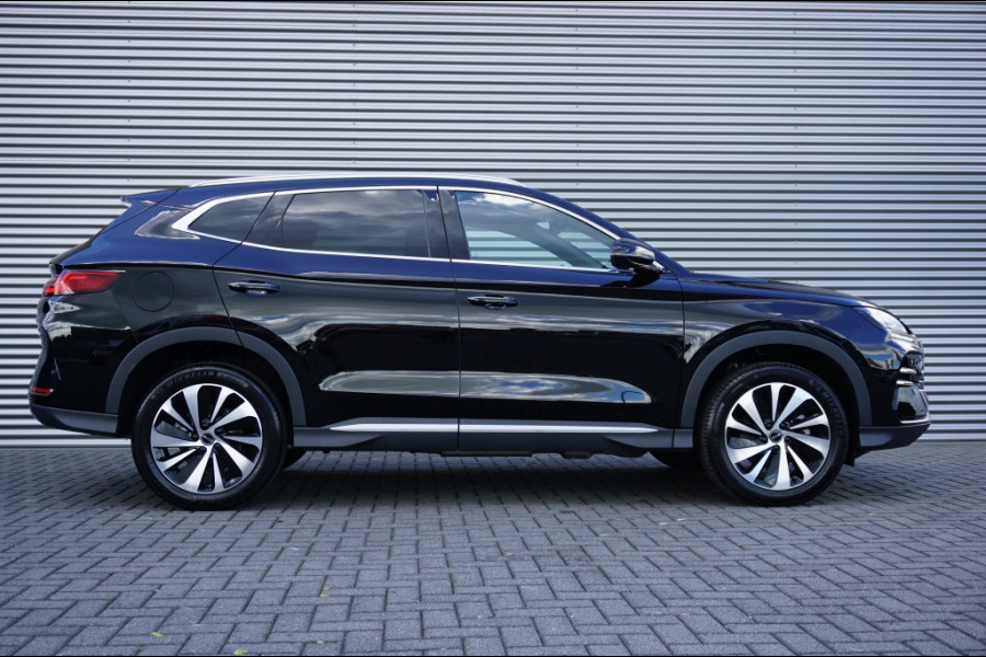 BYD SEAL U 1.5 DM-i FWD Boost 218 PK | SUPER LUXE | 6JR GARANTIE | NIEUW!