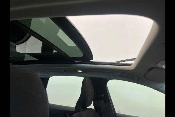 Volvo XC60 2.0 T6 Plug-in hybrid AWD Core Bright Panoramadak Airco ECC PDC VA+Camera Full LED Elektrische achterklep Cruise Control Winter Pack