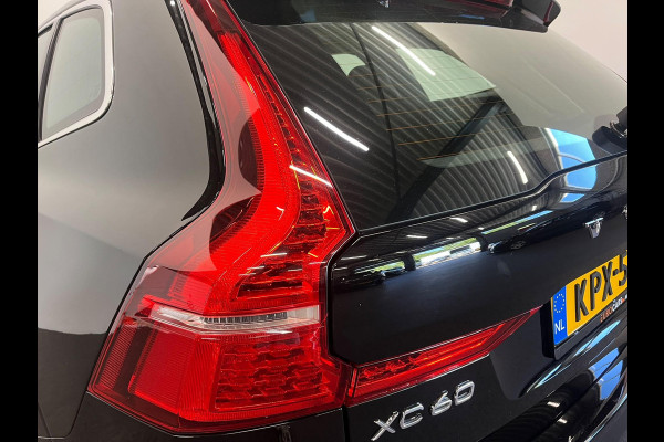 Volvo XC60 2.0 T6 Plug-in hybrid AWD Core Bright Panoramadak Airco ECC PDC VA+Camera Full LED Elektrische achterklep Cruise Control Winter Pack