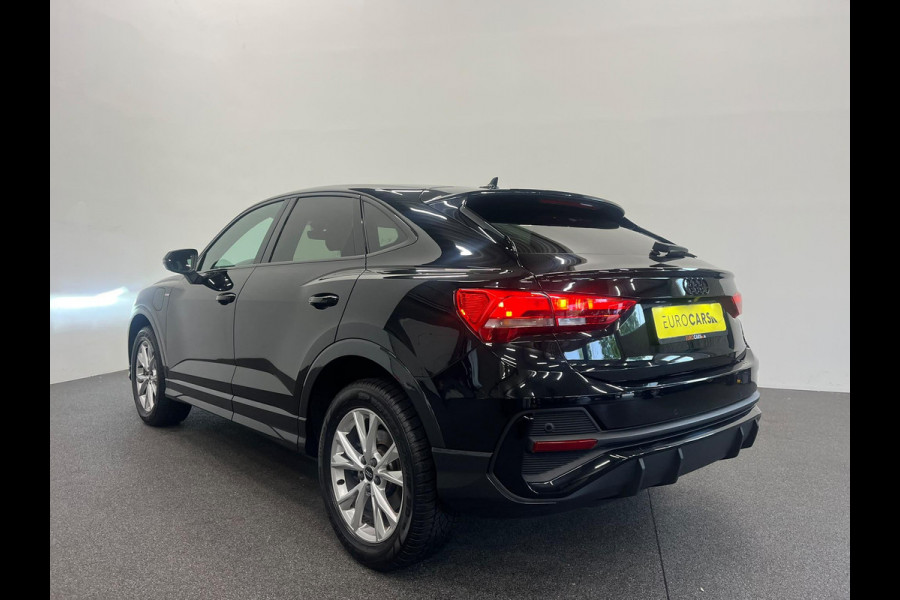 Audi Q3 Sportback 45 TFSI e S Edition PHEV Navigatie Apple Carplay Android Auto Camera Parkeerhulp Cruise Control Virtual Cockpit Full Led Elektrische achterklep Climate Control Lichtmetalen velgen