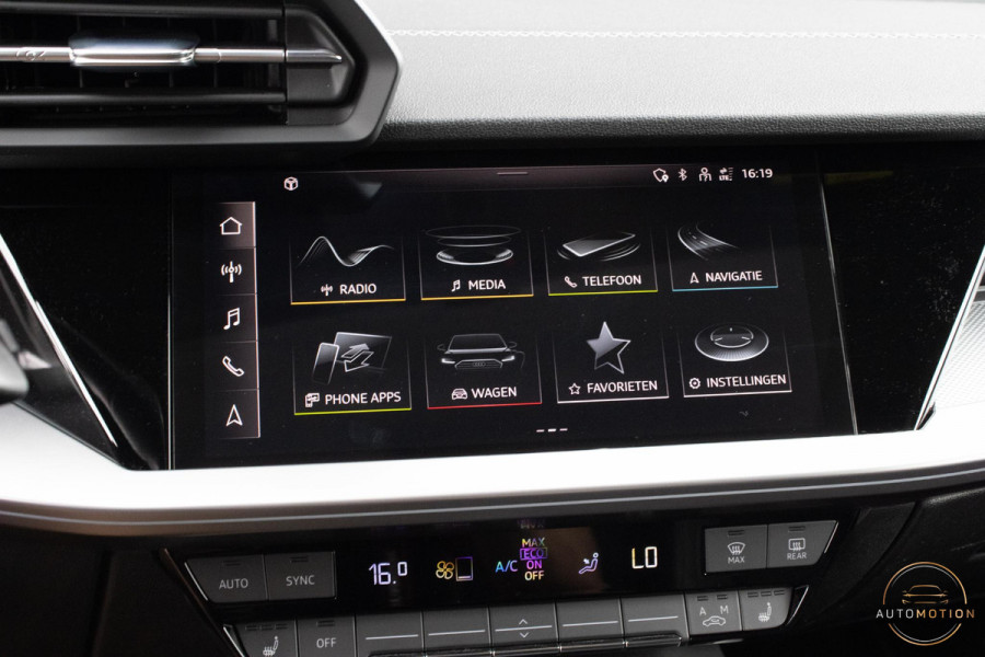 Audi A3 Sportback 40 TFSIe S line PANO MAXTON MATRIX MASSAGE KEYLESS
