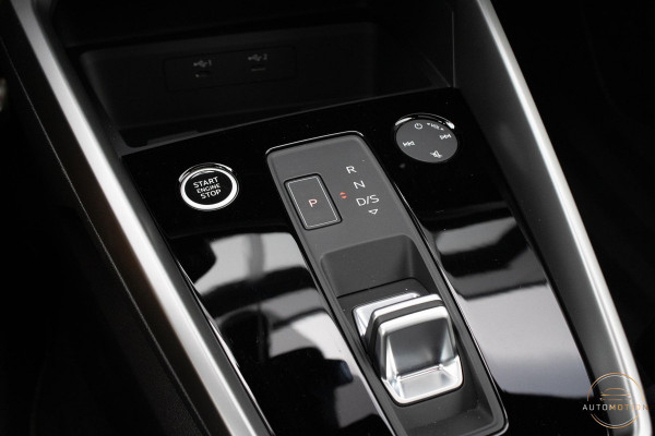 Audi A3 Sportback 40 TFSIe S line PANO MAXTON MATRIX MASSAGE KEYLESS