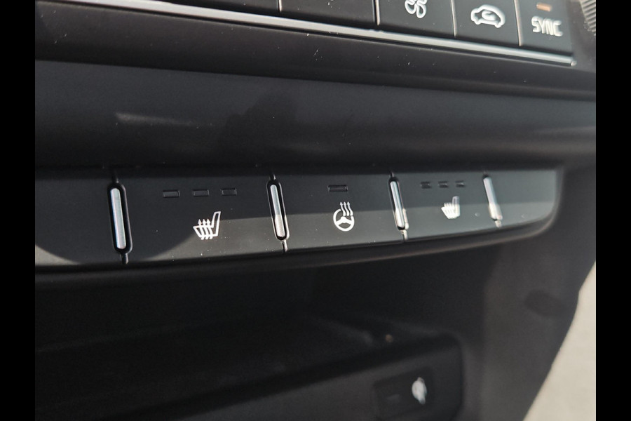 Kia Xceed 1.5 T-GDi GT-Line | Pano | LED | Stoel- en Stuurverwarming | Automaat | Cruise | Apple Carplay/Android Auto |
