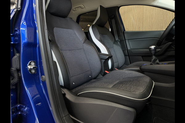 Renault Captur 1.0 TCe 100 Intens | Groot navi | Camera | Carplay | 17' | Stoelverwarming | 100% Onderhouden!