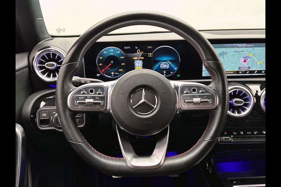 Mercedes-Benz A-Klasse 160 Advantage AMG | Origineel NL | Wide Screen | Carplay | Camera | Sfeer Verlichting |