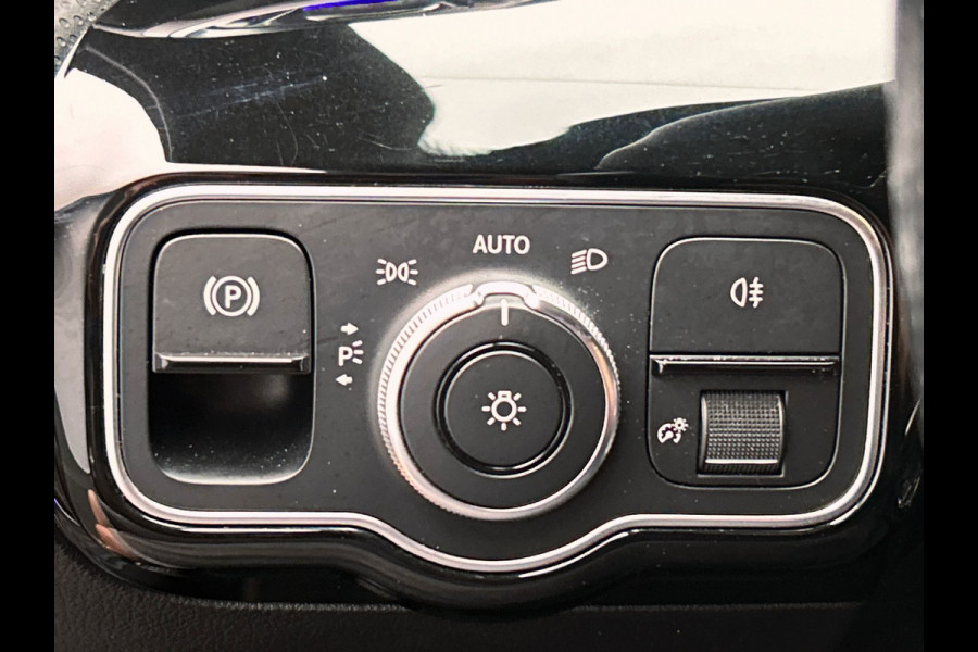 Mercedes-Benz A-Klasse 160 Advantage AMG | Origineel NL | Wide Screen | Carplay | Camera | Sfeer Verlichting |
