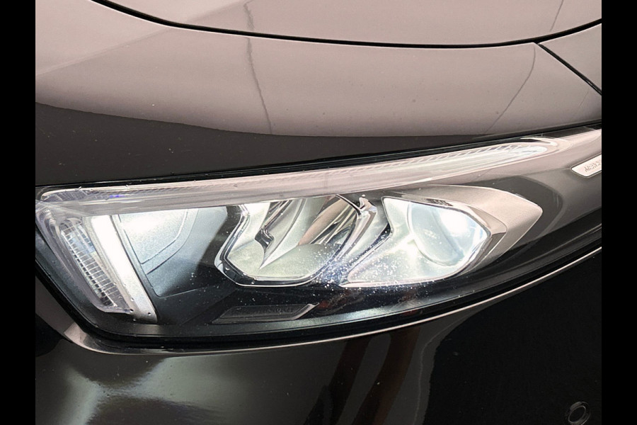 Mercedes-Benz A-Klasse 160 Advantage AMG | Origineel NL | Wide Screen | Carplay | Camera | Sfeer Verlichting |