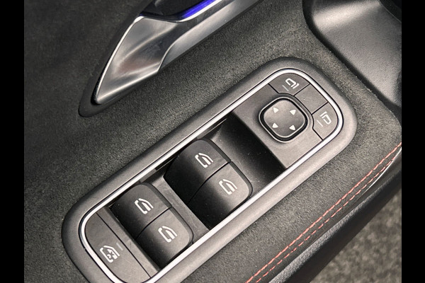 Mercedes-Benz A-Klasse 160 Advantage AMG | Origineel NL | Wide Screen | Carplay | Camera | Sfeer Verlichting |