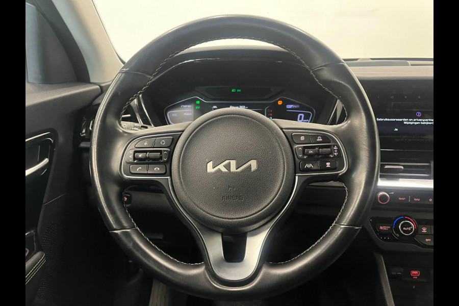 Kia Niro 1.6 GDi PHEV Pulse Schuifdak Navigatie Apple Carplay Android Auto Camera Parkeersensoren achter Adaptive Cruise Control Full Led Half leder Climate Control Lichtmetalen velgen