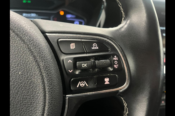 Kia Niro 1.6 GDi PHEV Pulse Schuifdak Navigatie Apple Carplay Android Auto Camera Parkeersensoren achter Adaptive Cruise Control Full Led Half leder Climate Control Lichtmetalen velgen