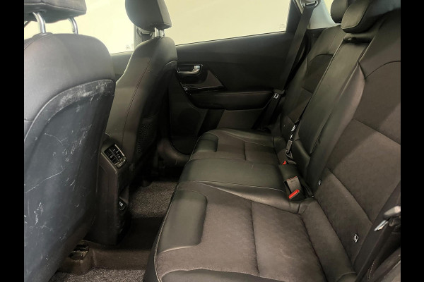 Kia Niro 1.6 GDi PHEV Pulse Schuifdak Navigatie Apple Carplay Android Auto Camera Parkeersensoren achter Adaptive Cruise Control Full Led Half leder Climate Control Lichtmetalen velgen