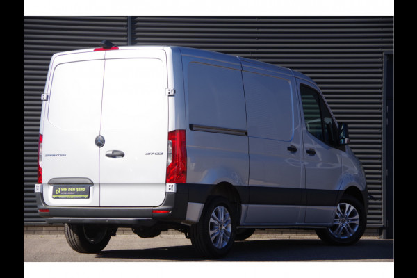 Mercedes-Benz Sprinter 317 1.9 CDI L1H1 RWD L1H1 AUT. LED, ADAPT. CRUISE, MBUX 10'', GEV. STOEL, CAMERA, NAVI, CLIMA, VOORRUITVERWARMING