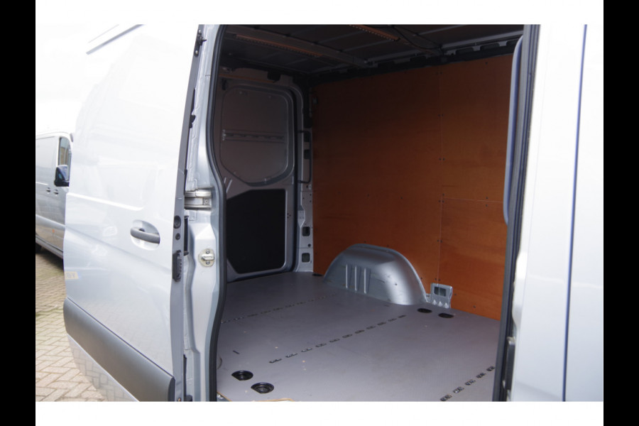 Mercedes-Benz Sprinter 317 1.9 CDI L1H1 RWD L1H1 AUT. LED, ADAPT. CRUISE, MBUX 10'', GEV. STOEL, CAMERA, NAVI, CLIMA, VOORRUITVERWARMING