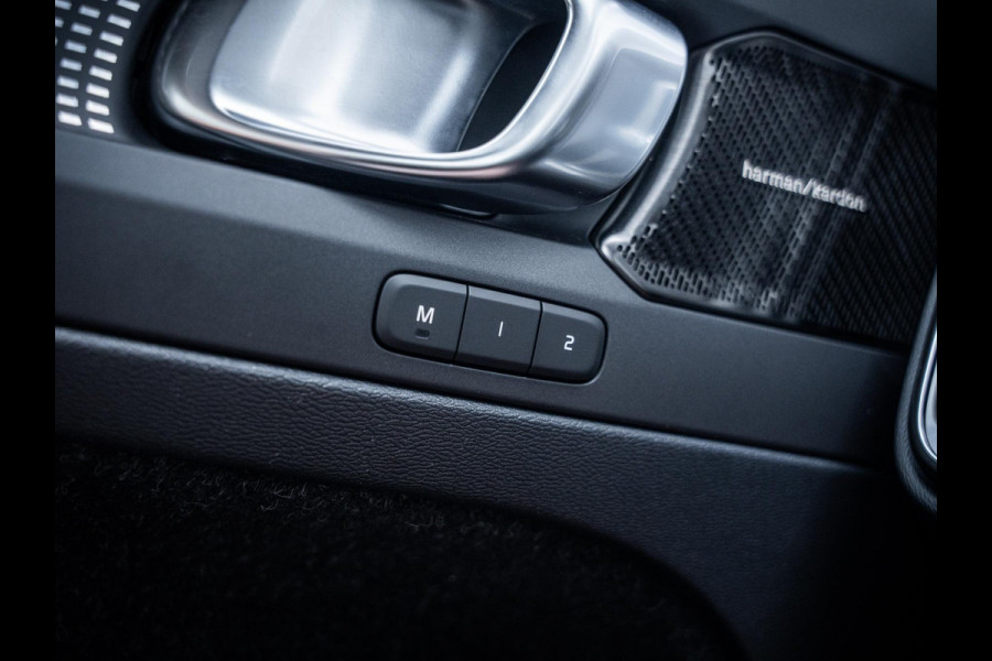 Volvo XC40 1.5 T5 Recharge R-Design - ACC l Trekhaak l Memory l Camera