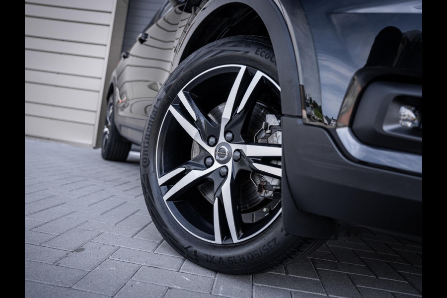 Volvo XC40 1.5 T5 Recharge R-Design - ACC l Trekhaak l Memory l Camera