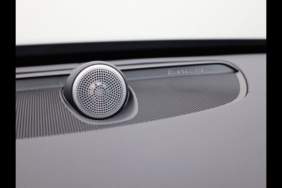 Volvo XC90 2.0 T8 Recharge AWD Ultimate Dark | Pano | Luchtvering | Bowers & Wilkins | Trekhaak | Prijs Rijklaar!!