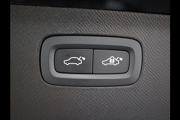 Volvo XC90 2.0 T8 Recharge AWD Ultimate Dark | Pano | Luchtvering | Bowers & Wilkins | Trekhaak | Prijs Rijklaar!!