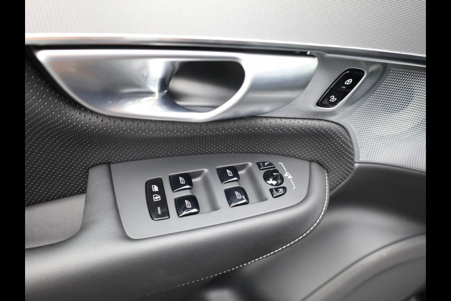 Volvo XC90 2.0 T8 Recharge AWD Ultimate Dark | Pano | Luchtvering | Bowers & Wilkins | Trekhaak | Prijs Rijklaar!!