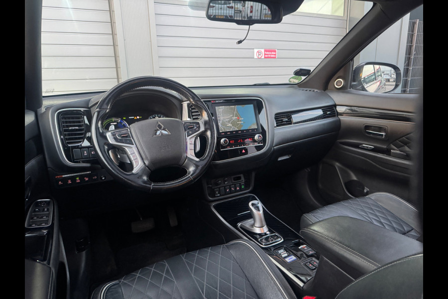 Mitsubishi Outlander 2.4 PHEV S-Edition Bomvol
