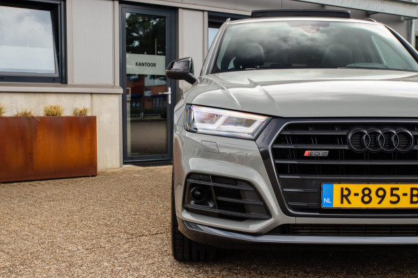 Audi SQ5 3.0 TFSI Q5 Quattro S-Line 354pk Automaat! 1e Eig|DLR|Quantum|Kuipstoelen|Panoramadak|Virtual Cockpit|Black|Carbon|22inch