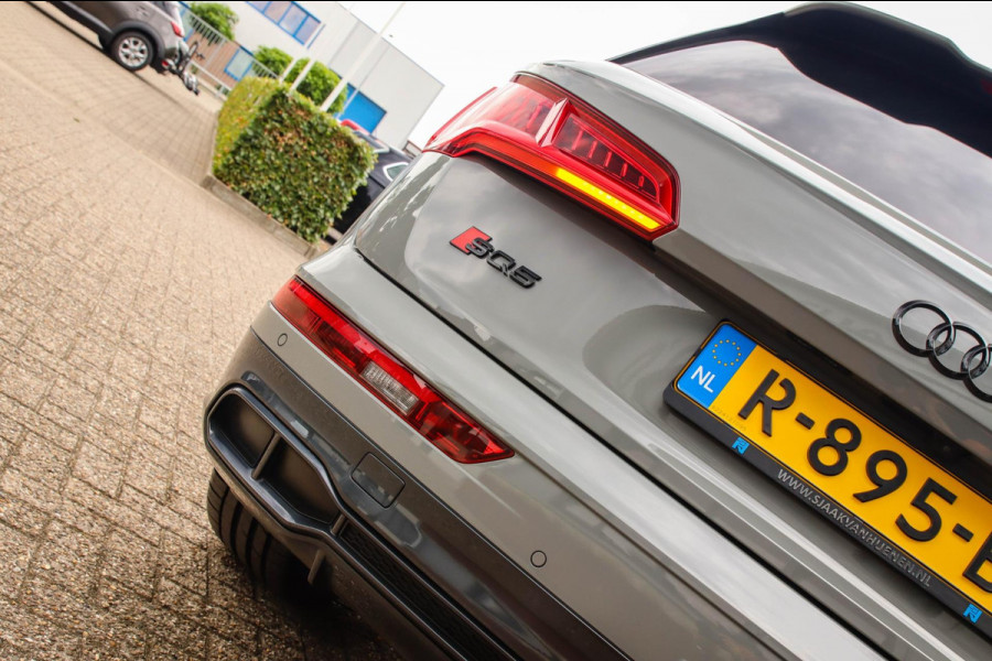 Audi SQ5 3.0 TFSI Q5 Quattro S-Line 354pk Automaat! 1e Eig|DLR|Quantum|Kuipstoelen|Panoramadak|Virtual Cockpit|Black|Carbon|22inch